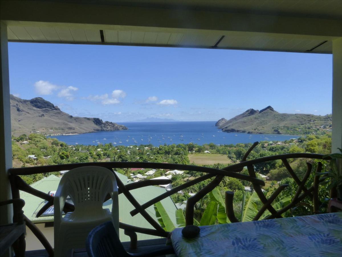 Fare Manutea Hotel Nuku Hiva Exterior photo