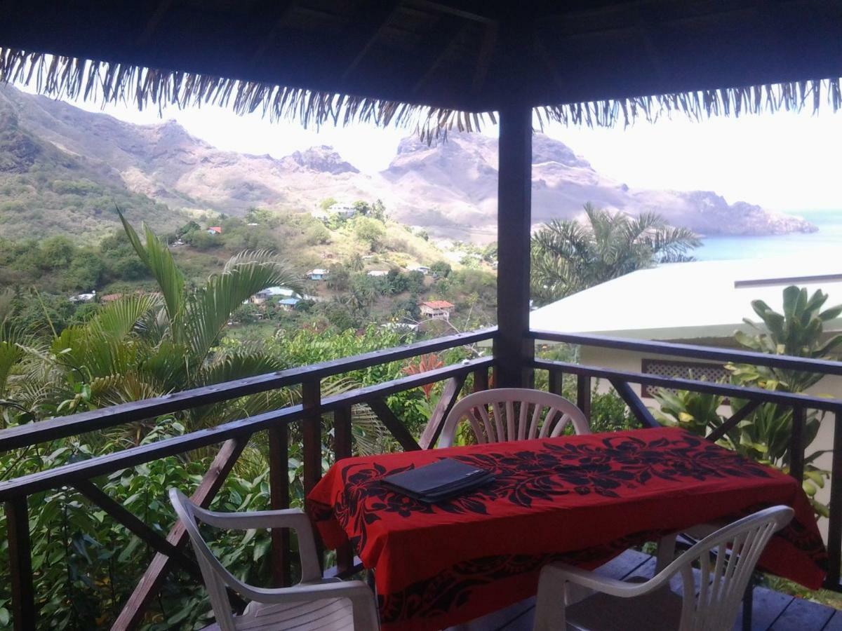 Fare Manutea Hotel Nuku Hiva Exterior photo